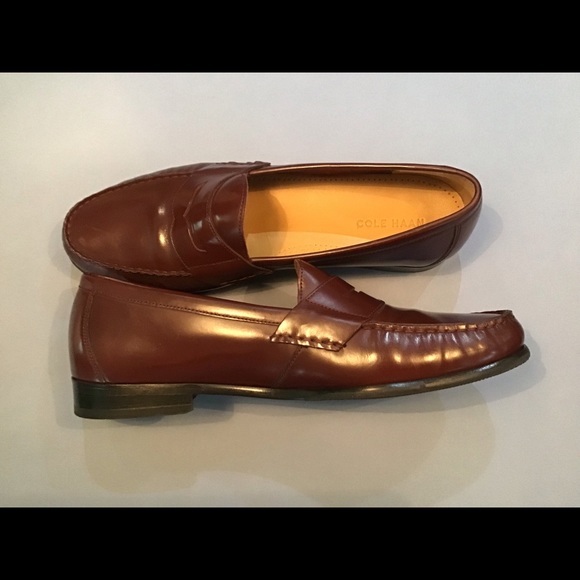 SOLD - Cole Hahn Ascot Loafer - Picture 2 of 6